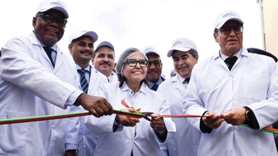 الداخلة .. الدريوش تعاين تفريغ مصطادات السفن المجهزة بتقنيات المياه المبردة (RSW)