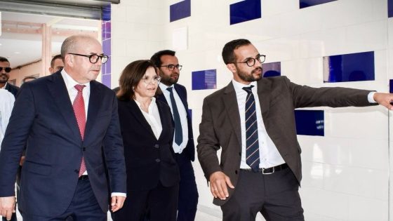 زيارة ميدانية لرئيس جماعة الداخلة رفقة وفد وزاري رفيع المستوى للوقوف على مشاريع الأسواق النموذجية بالمدينة