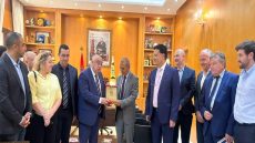 زيارة وفد فرنسي لمقر جهة الداخلة وادي الذهب لتعزيز التعاون الدولي.